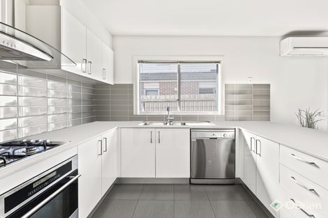 Property photo of 2/140 Cadles Road Carrum Downs VIC 3201