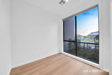 Property photo of 4 Determination Street Aintree VIC 3336