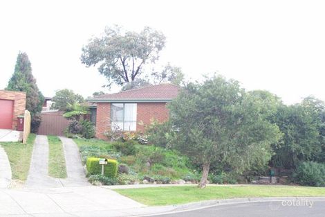 2 Hann Cl, Endeavour Hills, VIC 3802