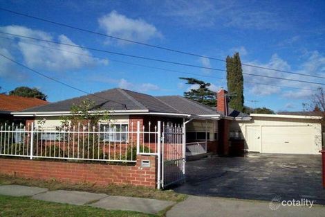 Property photo of 34 Elmbank Drive Keysborough VIC 3173