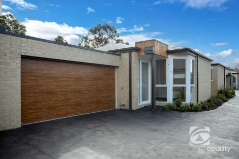 3 Edward Cl, Pakenham, VIC 3810