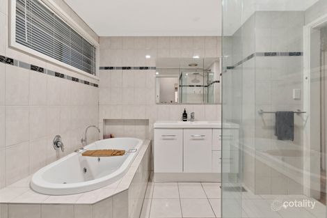 Property photo of 2/3 Bowmore Street Hughesdale VIC 3166