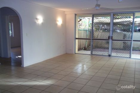 2/37 Cypress Ave, Surfers Paradise, QLD 4217