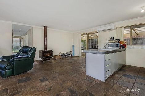 Property photo of 10 Silver Grove Warnbro WA 6169
