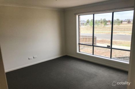 Property photo of 31 Fieldstone Way Brookfield VIC 3338