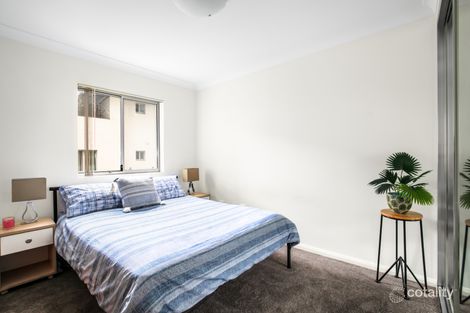 Property photo of 33/28-32 Sturdee Parade Dee Why NSW 2099