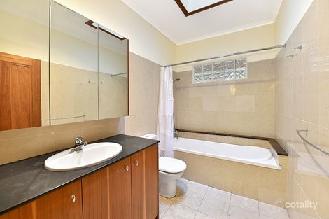 Property photo of 2 Sturrock Street Brunswick VIC 3056