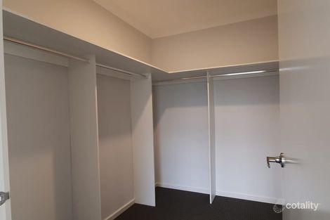 Property photo of 27 Rathdowne Drive Mickleham VIC 3064