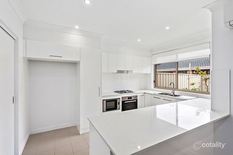Property photo of 2/10 Derwent Avenue Avondale NSW 2530