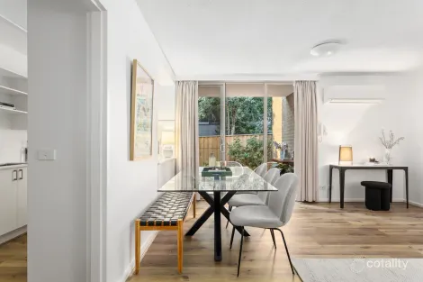 Property photo of 10/11 Grandview Grove Hawthorn East VIC 3123
