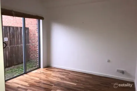 Property photo of 3/134 McMahon Road Reservoir VIC 3073