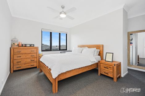 Property photo of 13 Kapok Drive Tarneit VIC 3029