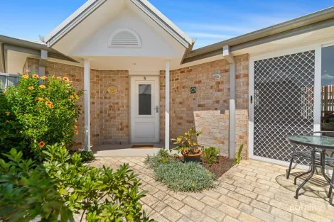 Property photo of 5/16 Davistown Road Davistown NSW 2251