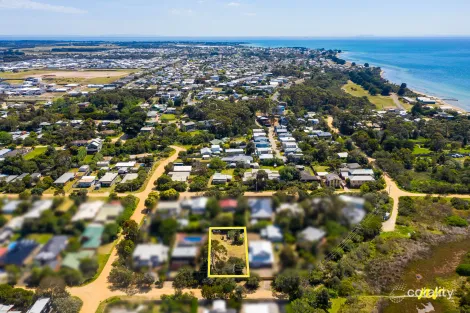 Property photo of 6 Swan Parade St Leonards VIC 3223