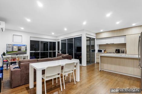 Property photo of 19 Zeta Crescent Point Cook VIC 3030