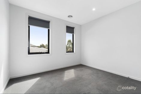 Property photo of 66 City Vista Circuit Cranbourne West VIC 3977