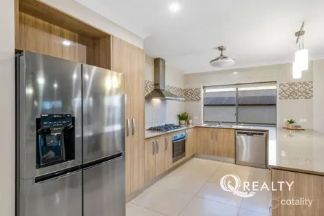 Property photo of 98 Pioneer Drive Kuraby QLD 4112