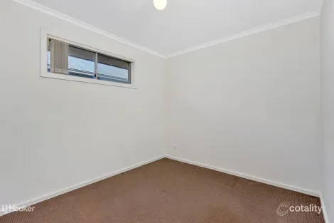 Property photo of 4 Days Drive Munno Para West SA 5115