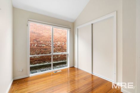 Property photo of 2 Fairmount Road Hawthorn East VIC 3123