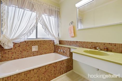 Property photo of 12 Hastings Court Epping VIC 3076