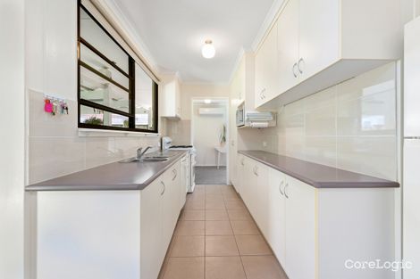 Property photo of 9 Shepherd Court Sale VIC 3850