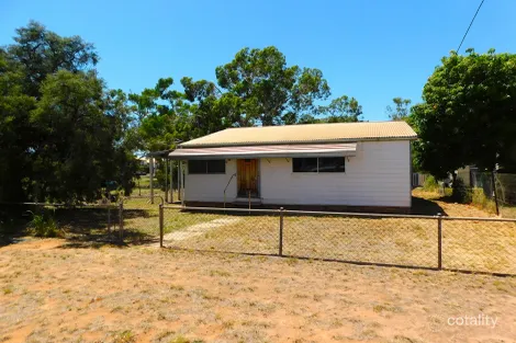 68 King St, Charleville, QLD 4470