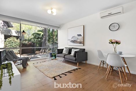 Property photo of 1/244 Barkly Street St Kilda VIC 3182