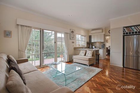 Property photo of 2/31 High Road Camberwell VIC 3124