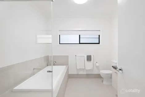 Property photo of 12 Gully Street Flinders View QLD 4305