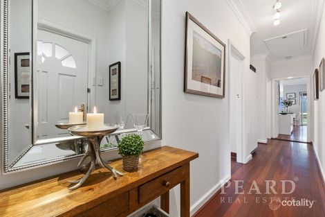 Property photo of 9 The Boulevarde Mount Hawthorn WA 6016