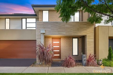 Property photo of 25 Vetiver Avenue Truganina VIC 3029