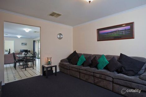 Property photo of 3 Caleb Close Golden Square VIC 3555
