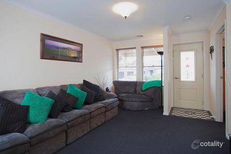 Property photo of 3 Caleb Close Golden Square VIC 3555