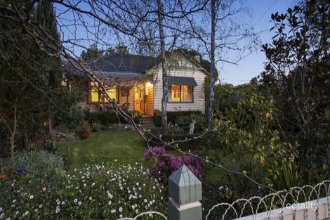 Property photo of 4 Ainslie Park Avenue Croydon VIC 3136