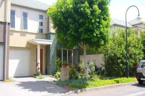 55 The Crescent, Port Melbourne, VIC 3207