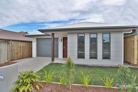 Property photo of 60 Merimbula Crescent Fitzgibbon QLD 4018