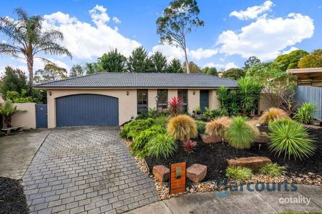 3 Boyd Cl, Mooroolbark, VIC 3138