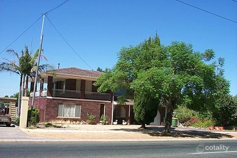 97 Hale Rd, Forrestfield, WA 6058