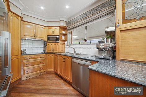 Property photo of 11 Young Street Mount Kuring-Gai NSW 2080