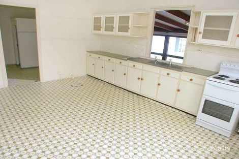 Property photo of 6 Third Avenue Caloundra QLD 4551