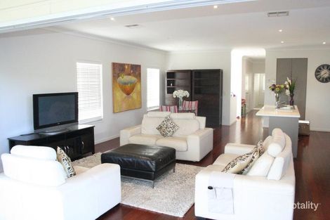 Property photo of 97 Tamaree Avenue Wynnum QLD 4178