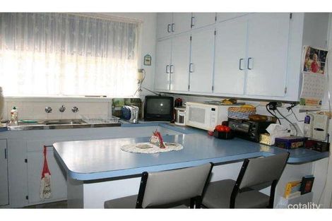 Property photo of 8 Marx Crescent Ararat VIC 3377