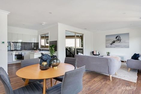 Property photo of 5 Holder Way Croydon VIC 3136