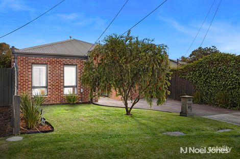 32 Lancaster Rd, Mooroolbark, VIC 3138
