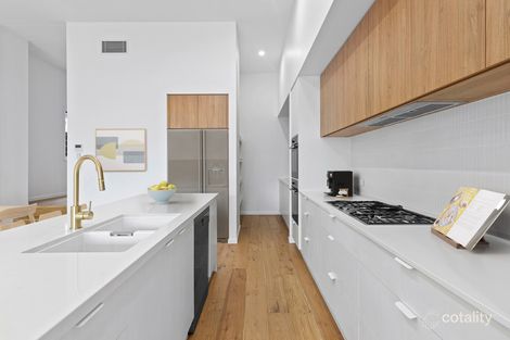Property photo of 33 Kennington Road Camp Hill QLD 4152