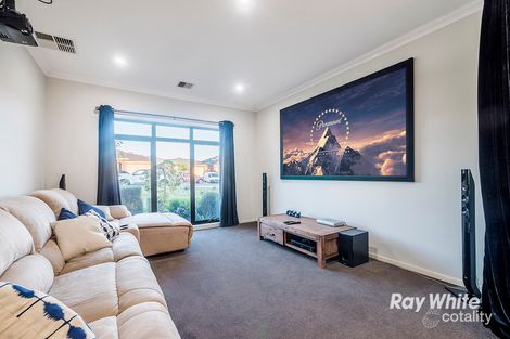 Property photo of 38 Macumba Drive Clyde North VIC 3978