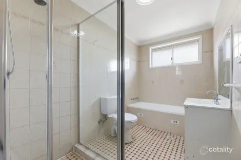 Property photo of 27 Haywood Close Wetherill Park NSW 2164