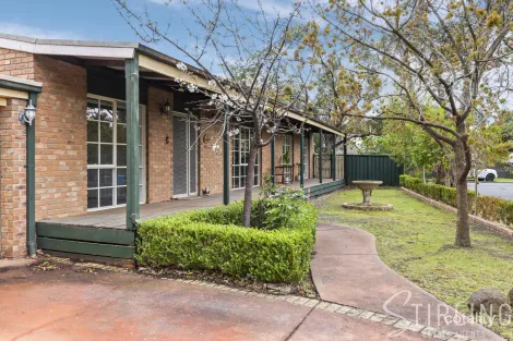 Property photo of 13 Channel Crescent Blind Bight VIC 3980