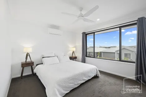 Property photo of 10 Makepeace Crescent Banya QLD 4551