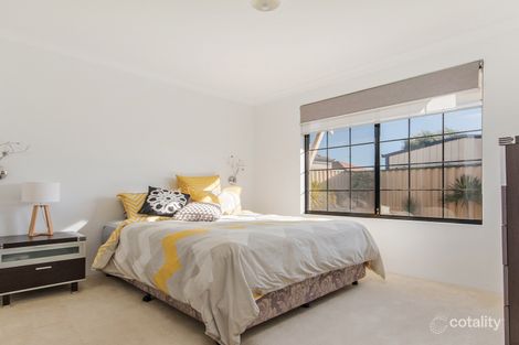 Property photo of 3 Edgbaston Crescent Port Kennedy WA 6172